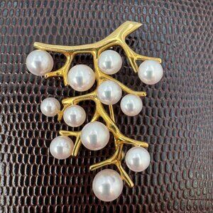 VINTAGE 18K YELLOW GOLD BROOCH WITH CULTURE PEARL